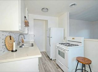 1131-1135 E. 4th St., Long Beach, CA 90802