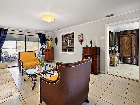 5th image of 11408 Lockwood St