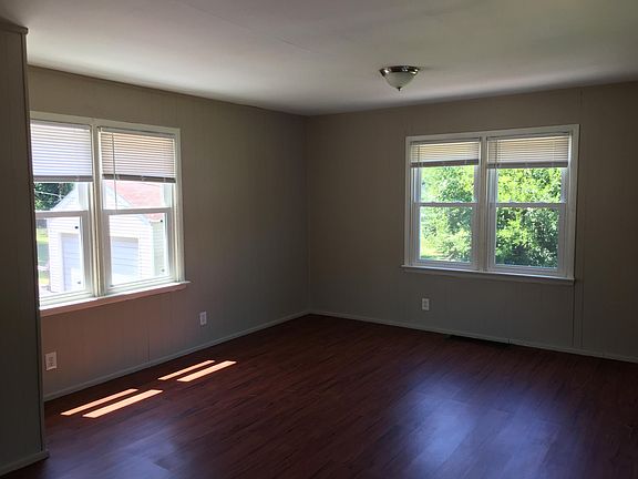 2nd image of 1110 Saint Patrice Ln