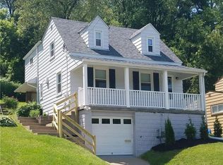 1129 Cloverfield Dr, Pittsburgh, PA