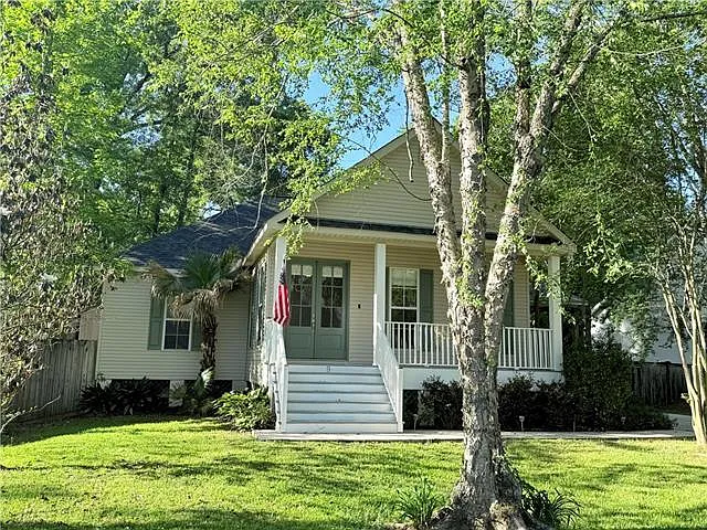 9 Rhonda Ct — Photo 2