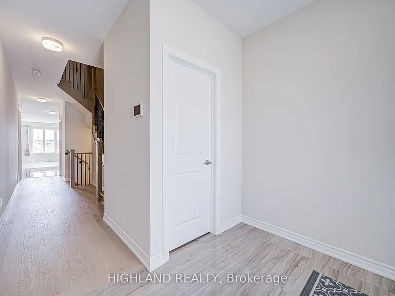 1150 Tanbark Ave — Photo 3