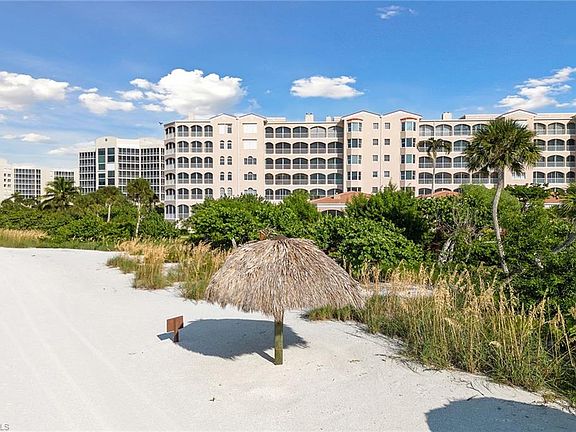 3rd image of 3000 Royal Marco WAY #3-416