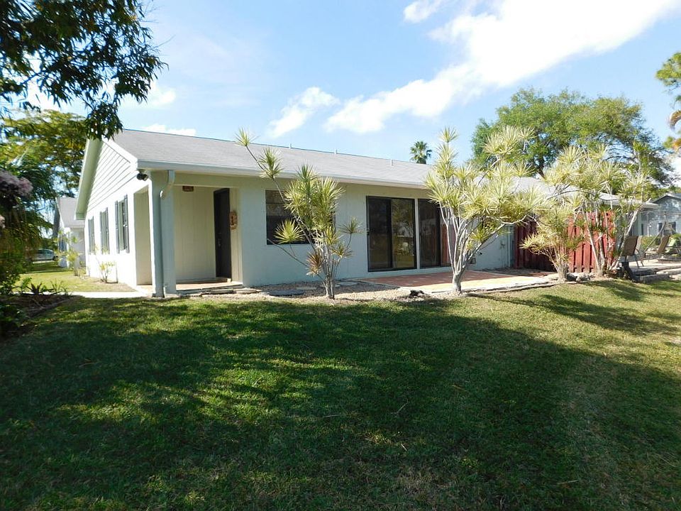 1st image of 4383 Walden Cir
