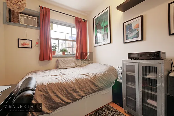 Rented by ZealEstate Group Inc | media 30