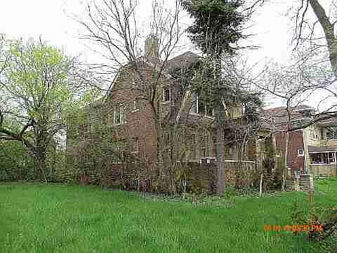 2672 Cortland