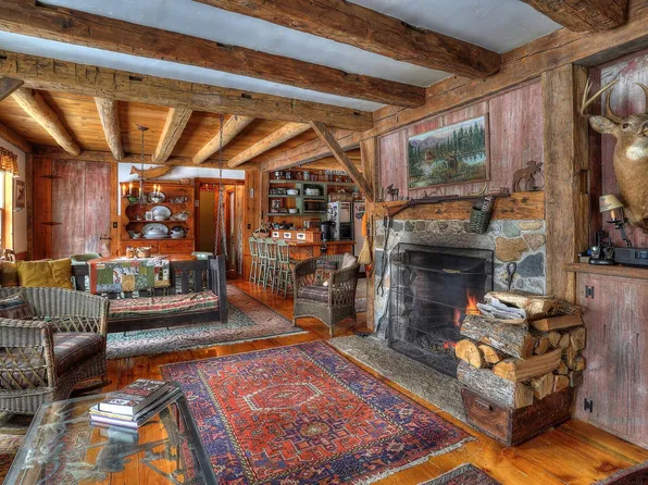 2 Booker Road, Rangeley, ME 04970