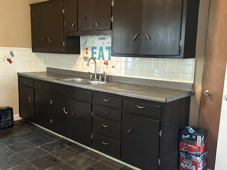 916 Palace Ave — Photo 5