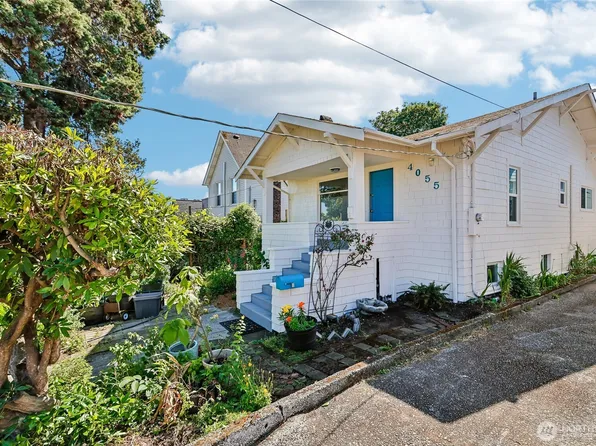 4055 Latona Avenue NE, Seattle, WA 98105