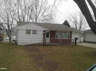 1539 S Float Ave, Freeport, IL 61032