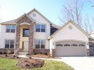 8612 Coldwater Dr, Powell, OH 43065