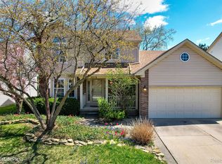 3072 Albany Ct, Troy, MI
