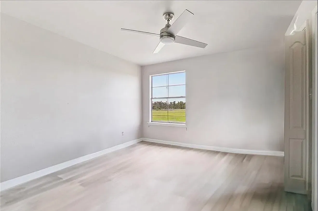 2 bed, 2.5 bath, 1550 sqft, $1,450 — Photo 3