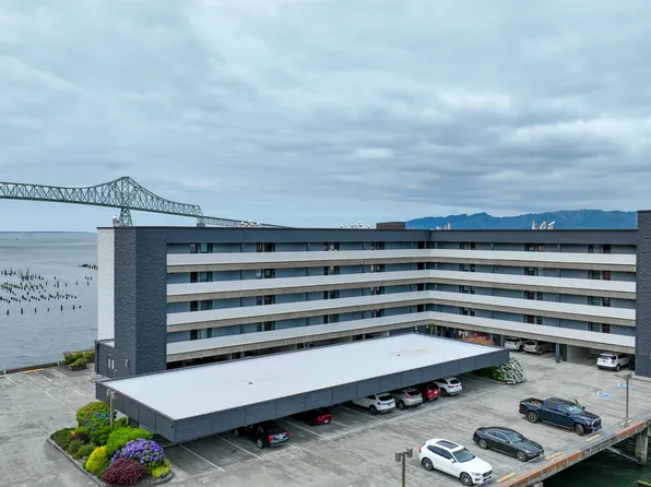 1 3rd St Unit 503, Astoria, OR 97103