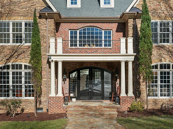 4th image of 1524 Eglantyne Ct