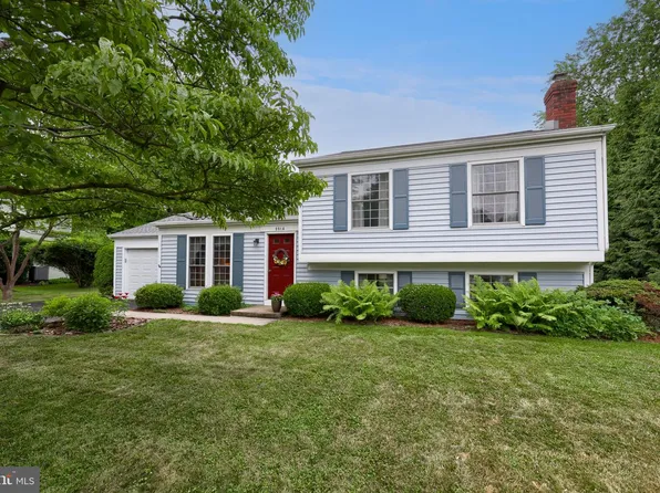 2514 Split Rail Dr, East Petersburg, PA 17520
