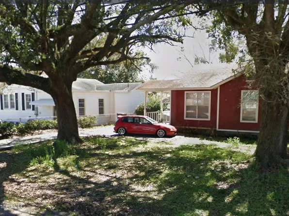 1909 Southern Ave, Biloxi, MS 39531