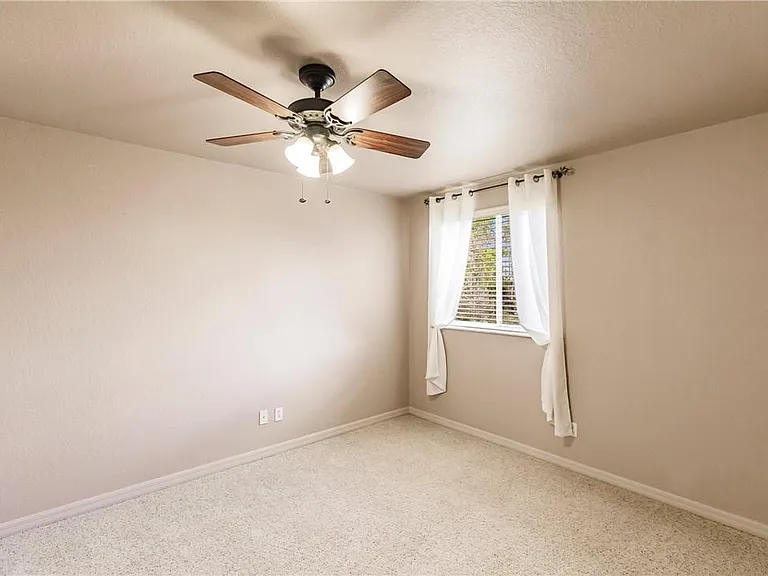 3575 Malagrotta Cir — Photo 26