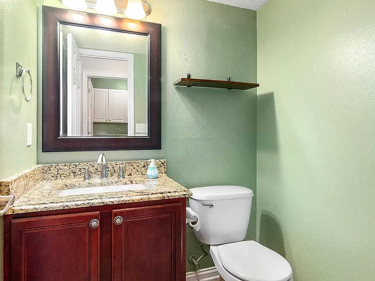 4626 Lincoln Pointe Dr — Photo 36