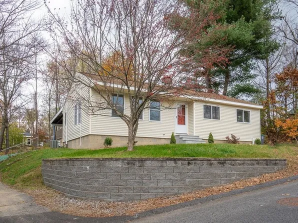 4 Hillcrest Avenue, Pembroke, NH 03275