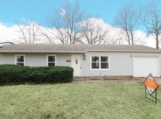 2405 Lawndale Dr, Champaign, IL 61820