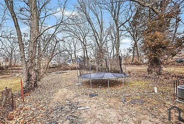 4216 Cleveland Ave — Photo 13