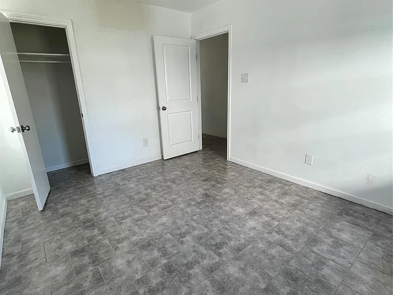 8321 Homewood Ln #B — Photo 4