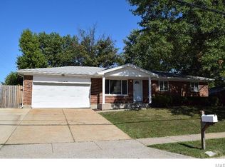 4659 Mattis Rd, Saint Louis, MO 63128