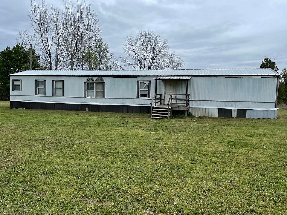 1st image of 395 Pigeon Rd