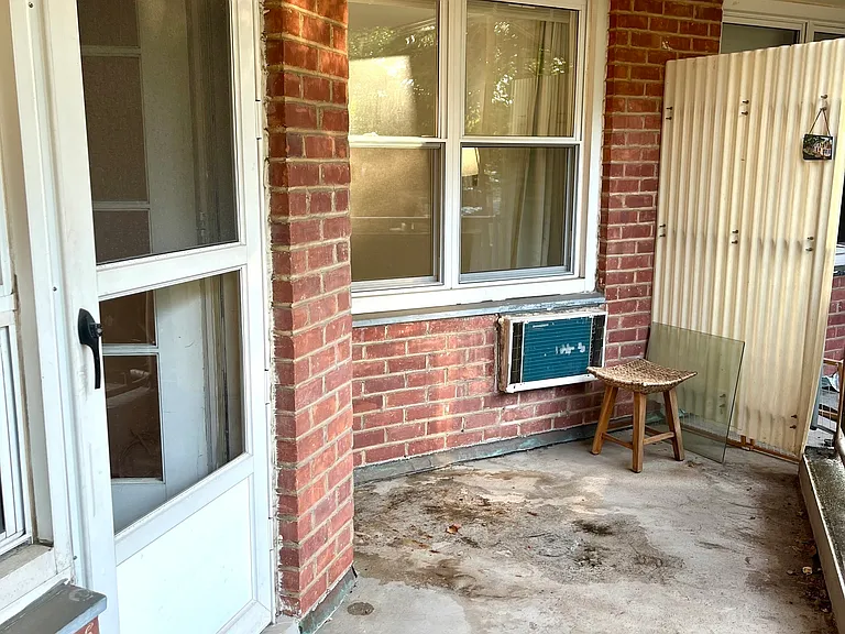 71 Strawberry Hill Ave #217 — Photo 16