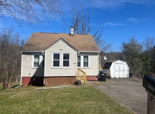 2005 Glenwood Rd, Vestal, NY 13850