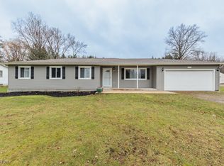 1574 Ritchie Rd, Stow, OH 44224