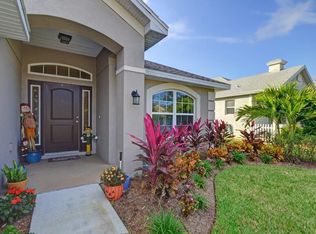 312 Briarcliff Cir, Sebastian, FL 32958