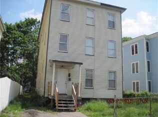 17 Hancock St, Worcester, MA 01610