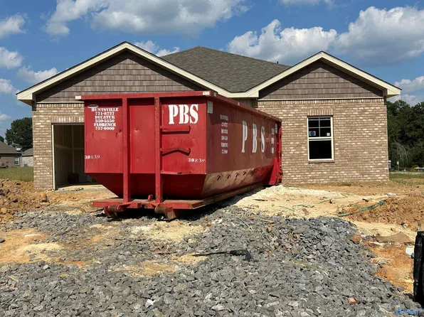 501 Raccoon Way, Hartselle, AL 35640
