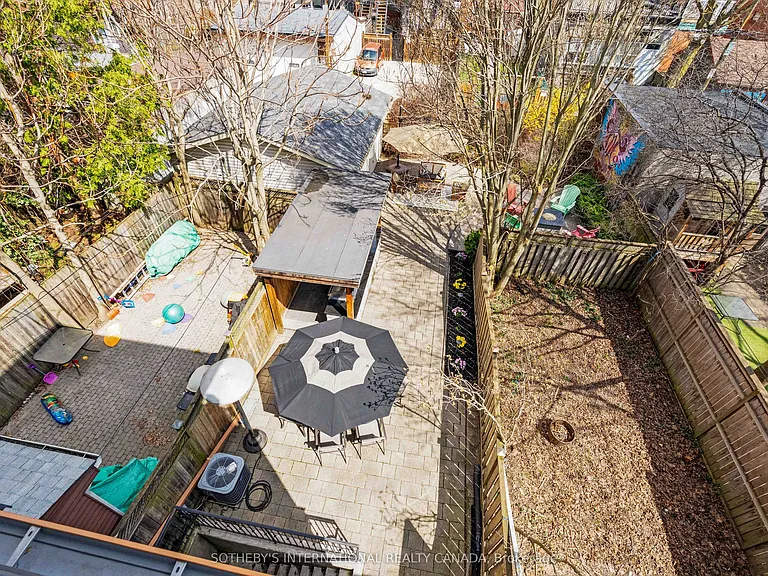 721 Markham St — Photo 16