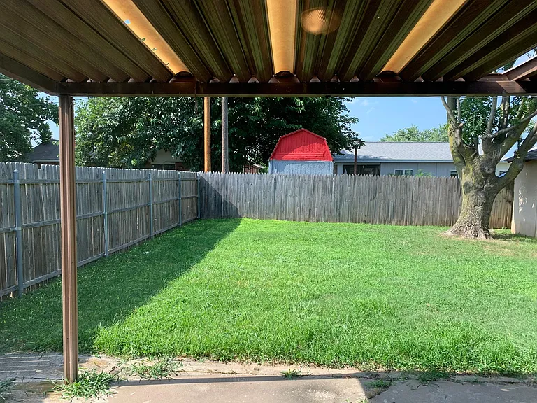 1417 SW 77th Pl — Photo 17