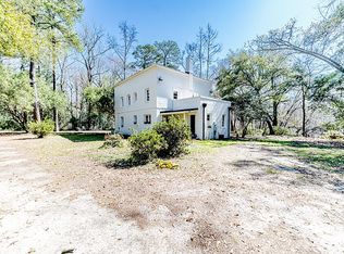 1325 Deep Branch Rd, Lumberton, NC 28360