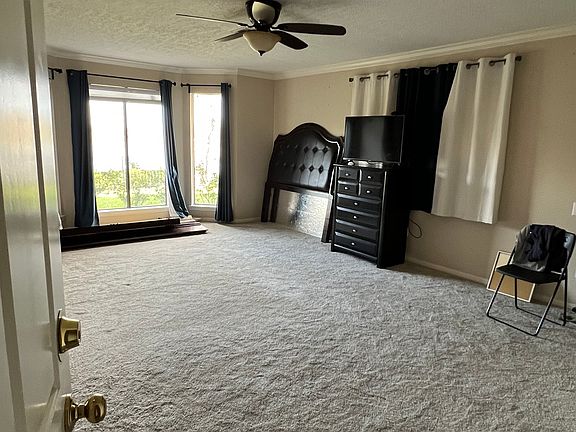5th image of 2514 Glenn Lakes Ln