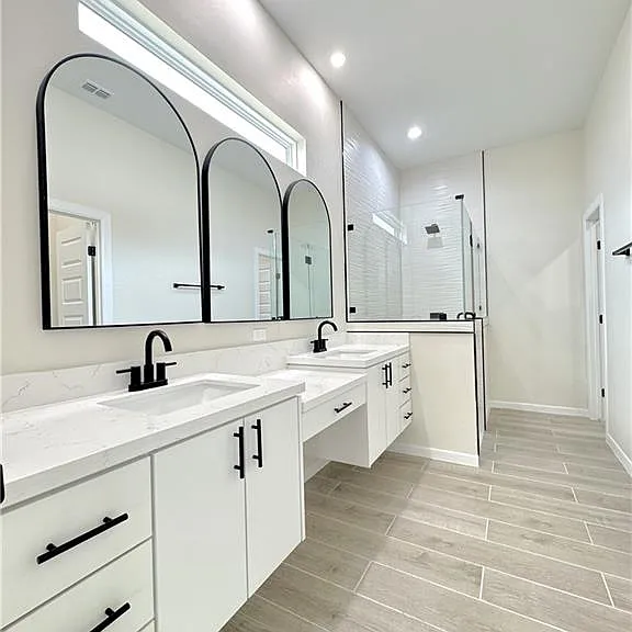 1001 Durango St — Photo 17