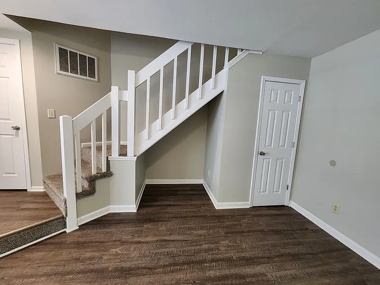 6360 Windsor Gate Ln — Photo 5