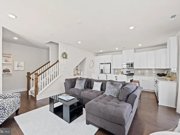 4830 Franklin Cir, Pipersville, PA 18947