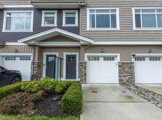 34230 Elmwood Dr #7, Abbotsford, BC V2S 0J1