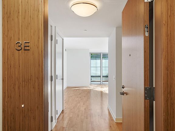 3rd image of 301 Mission St APT 3E
