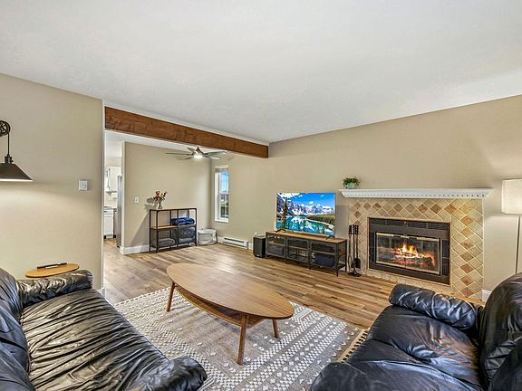 5th image of 2828 Silverplume Dr #M4