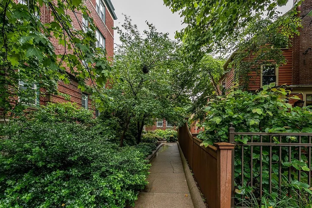 52 Garden St — Photo 2