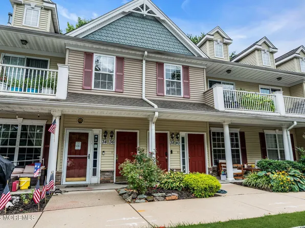 38 Oxford Court, Englishtown, NJ 07726