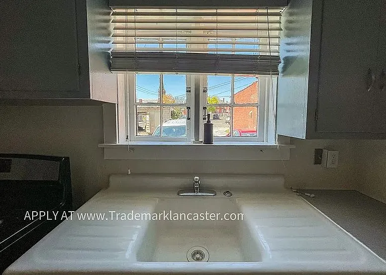 132 College Ave #1 — Photo 7