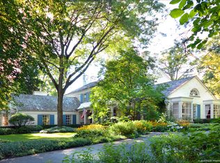 108 N Ahwahnee Rd, Lake Forest, IL 60045