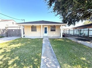 7835 Unity Dr, New Orleans, LA 70128